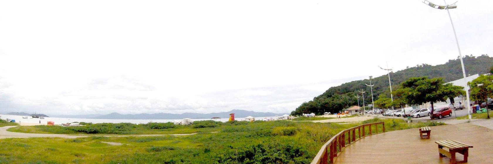 Praia Ponta das Canas