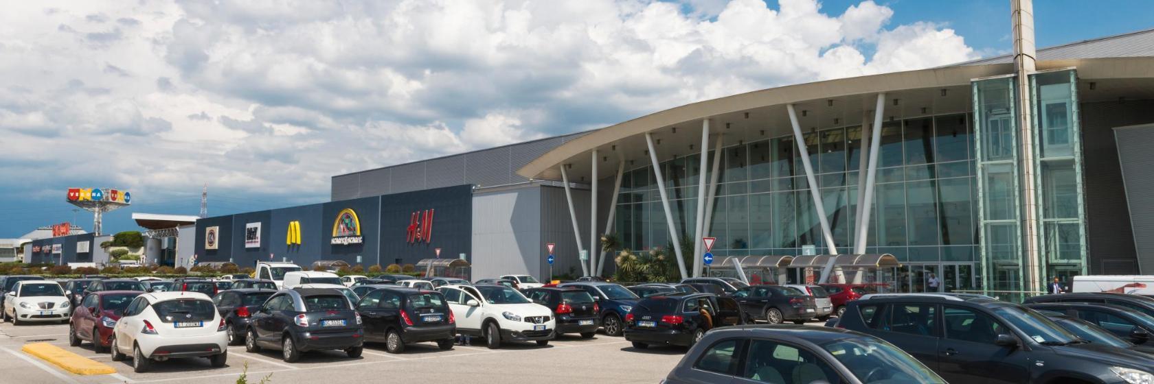 Centro Comercial Verona Uno