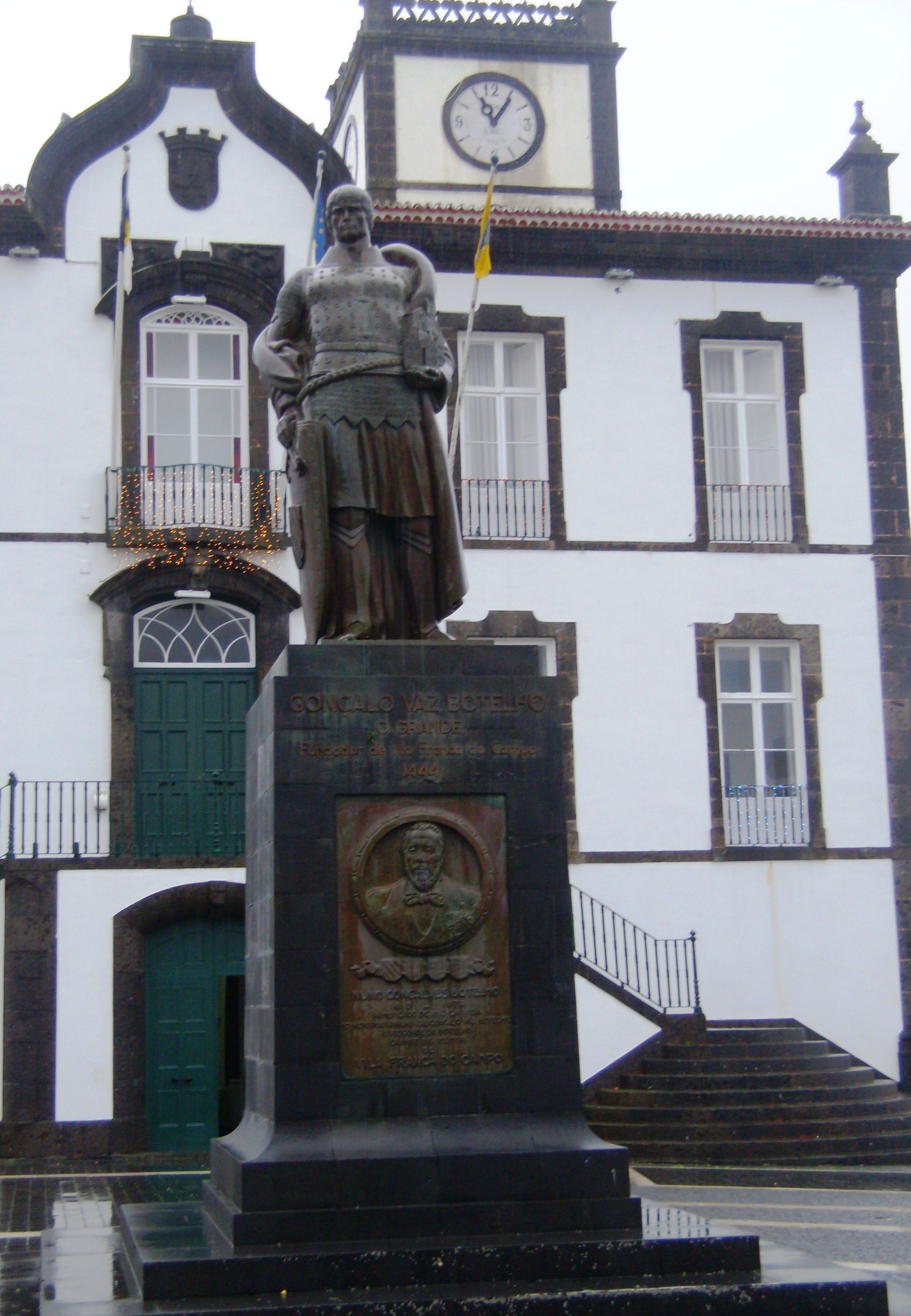 Estátua de Gonçalo Vaz Botelho