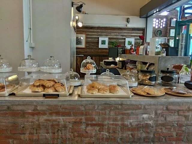 Imm Aim Vegetarian And Bike Cafe