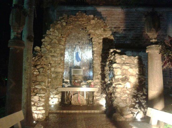 Gruta Nossa Senhora de Lourdes