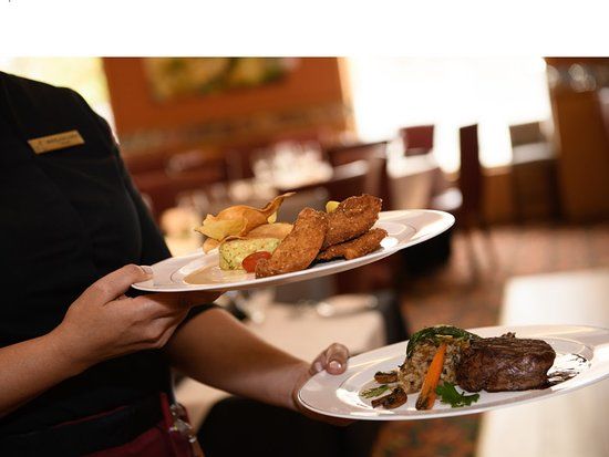 El Meson de la Plaza