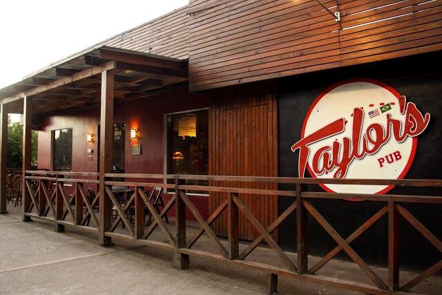 Taylor's Pub