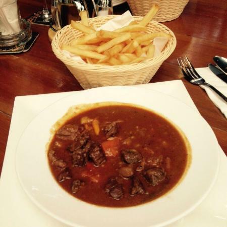 Healy Mac's 12 Bar Cafe